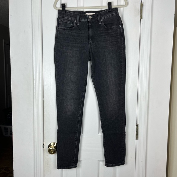 Levi’s Black Wash 721 High Rise Skinny Jeans - Picture 1 of 9